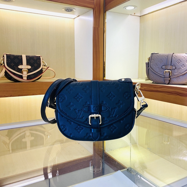 ルイヴィトンバッグ内部構造